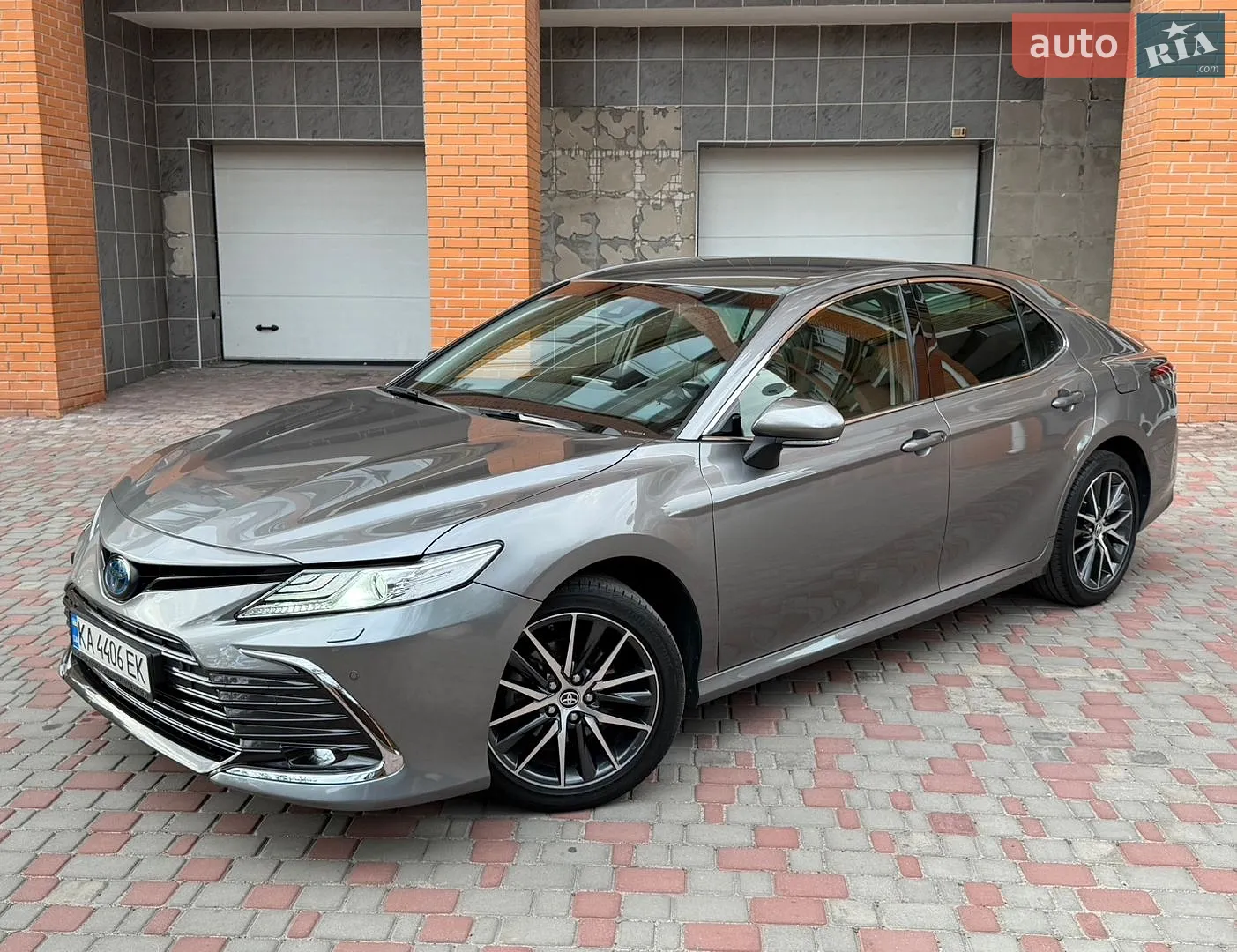 2021 Toyota Camry - мініатюра 18