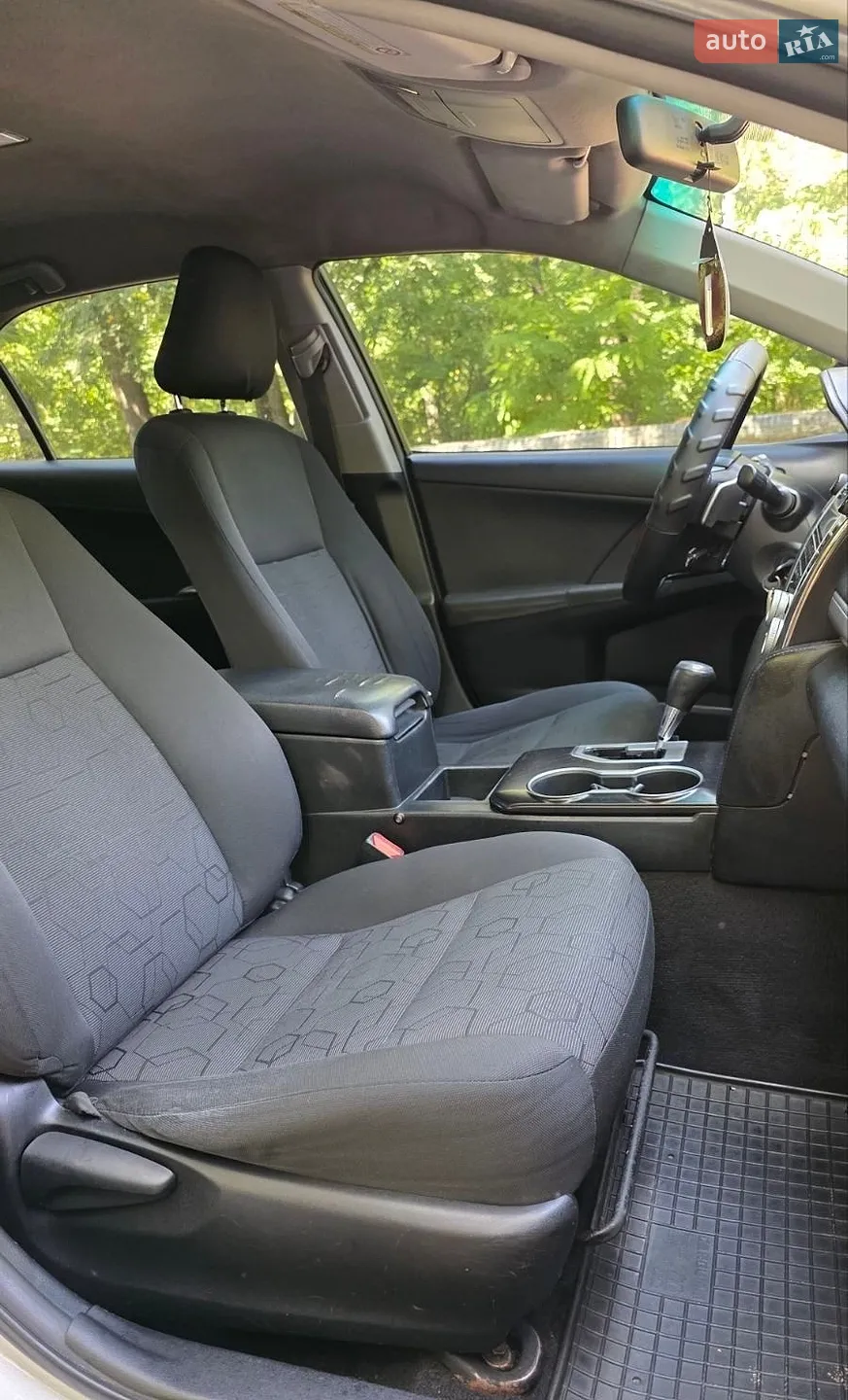 2013 Toyota Camry - мініатюра 6