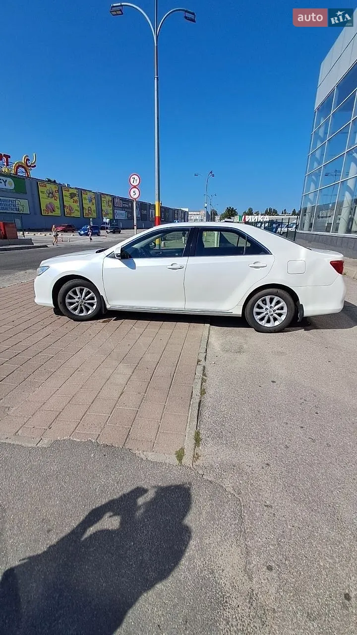 2012 Toyota Camry - мініатюра 2