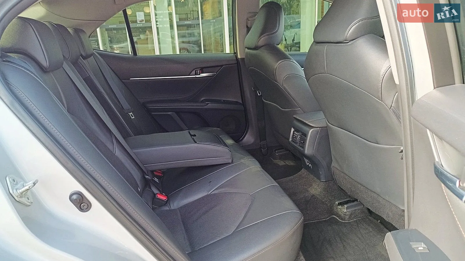 2018 Toyota Camry - мініатюра 7