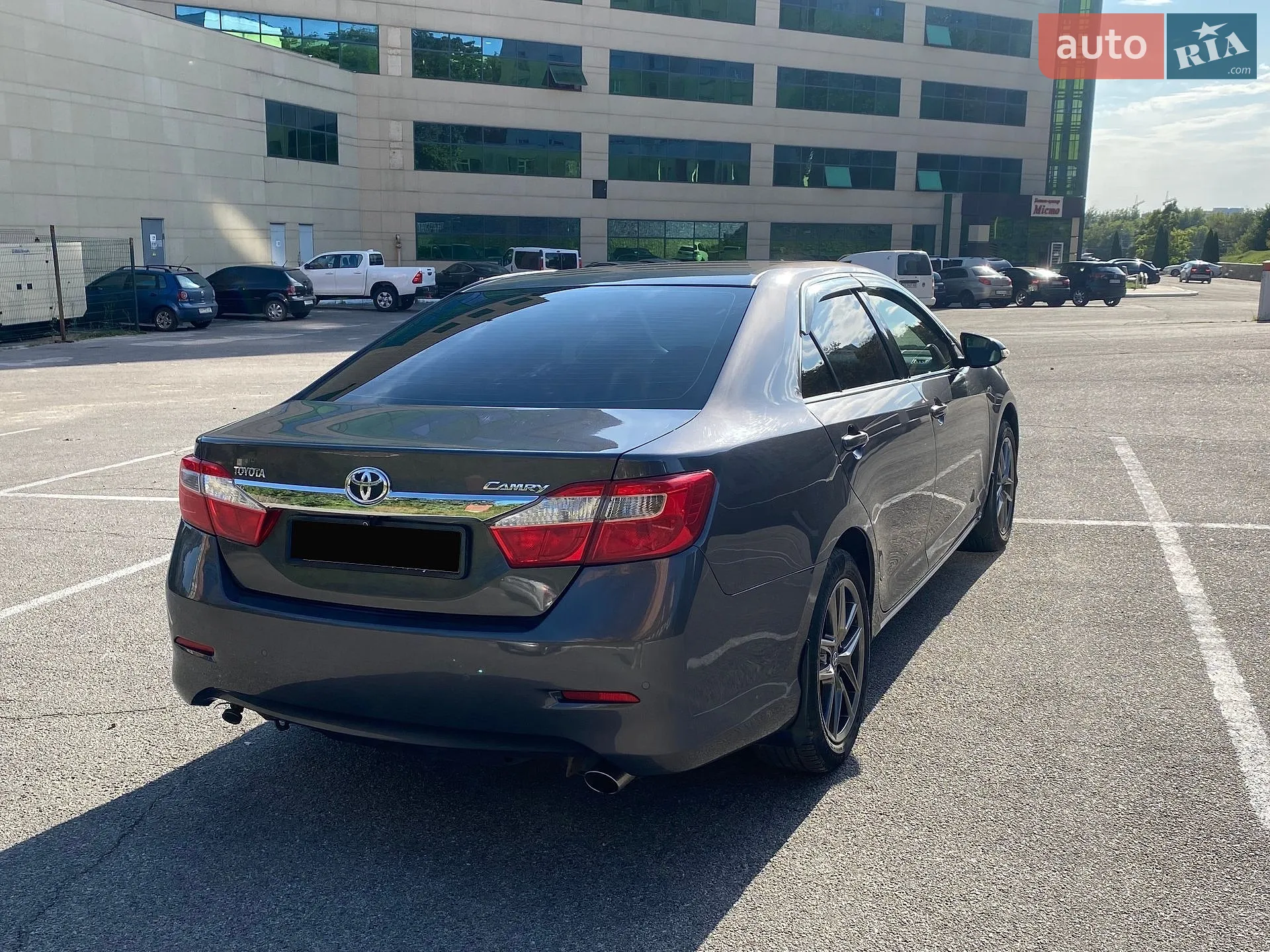 2013 Toyota Camry - мініатюра 10