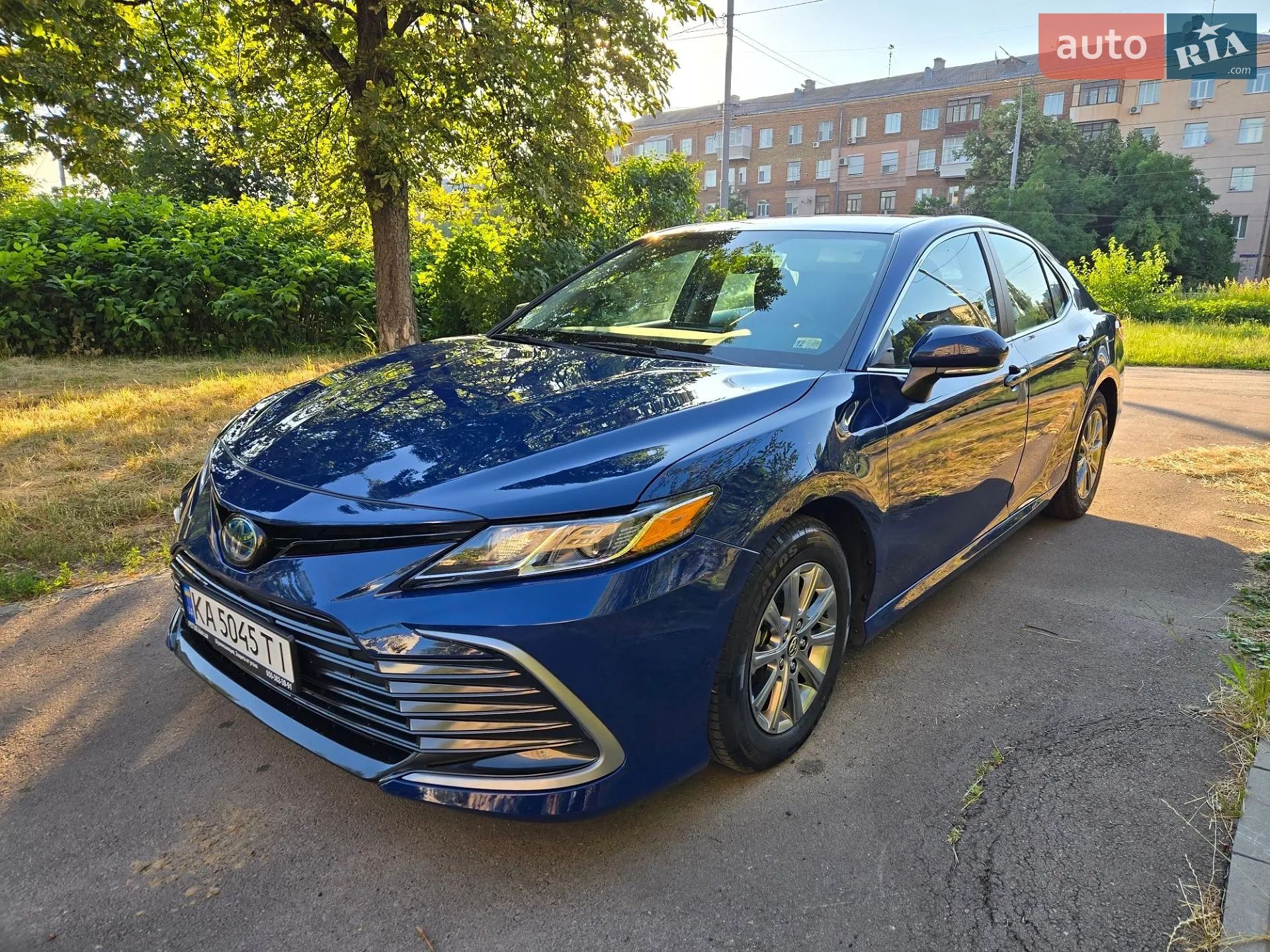 2022 Toyota Camry - фото 1