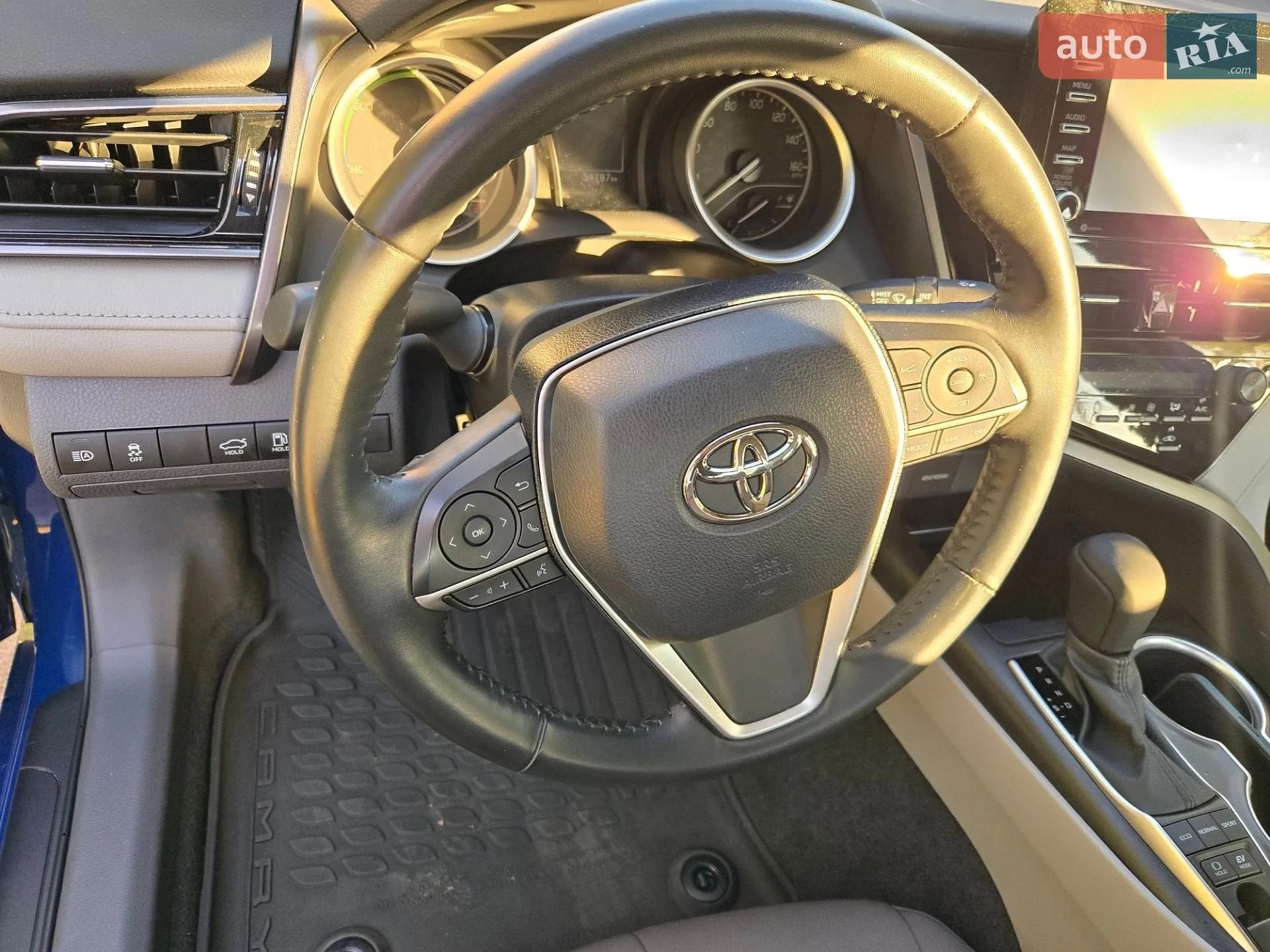 2022 Toyota Camry - мініатюра 11