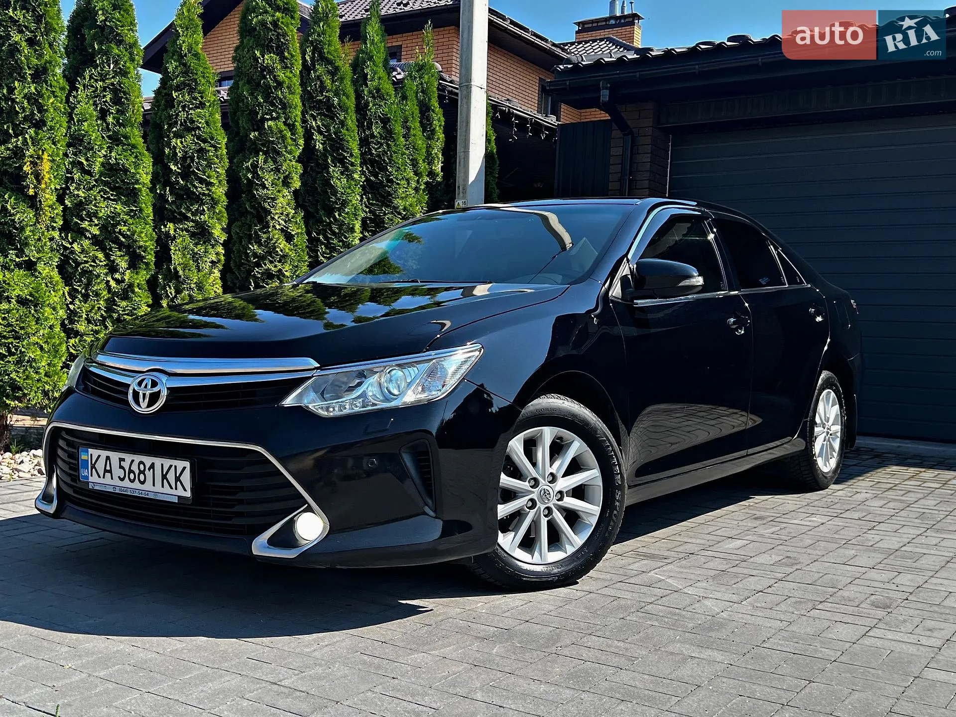 2016 Toyota Camry - мініатюра 2
