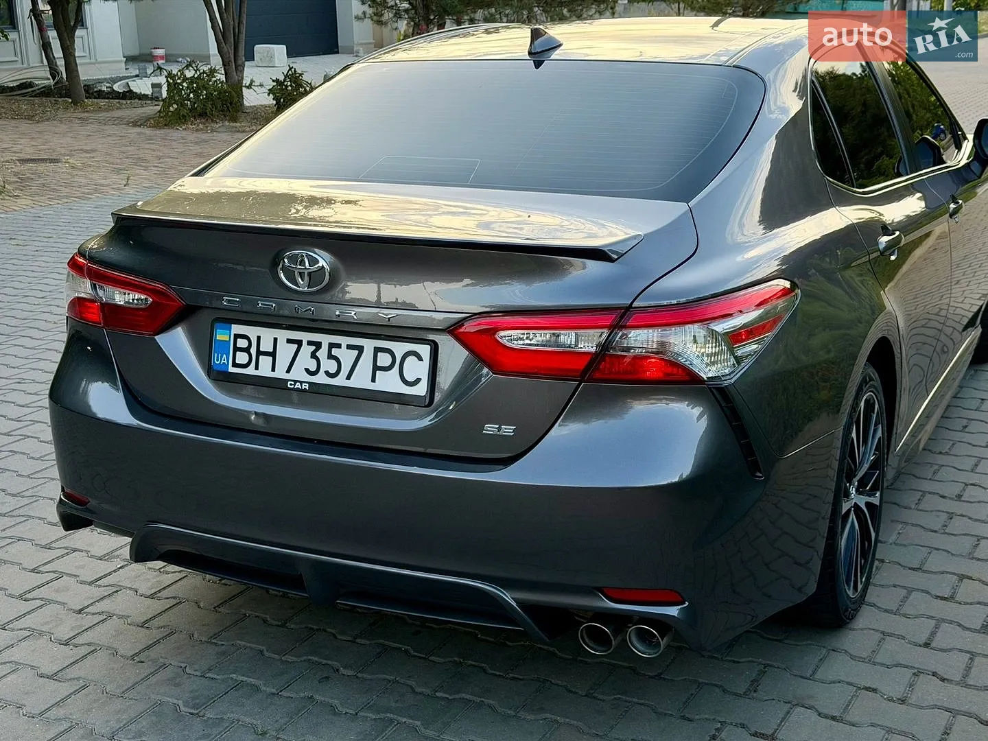 2019 Toyota Camry - мініатюра 16