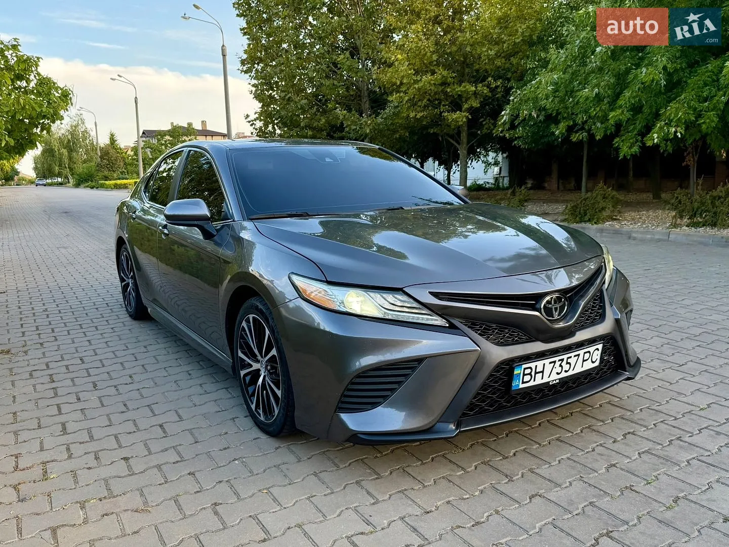 2019 Toyota Camry - мініатюра 19