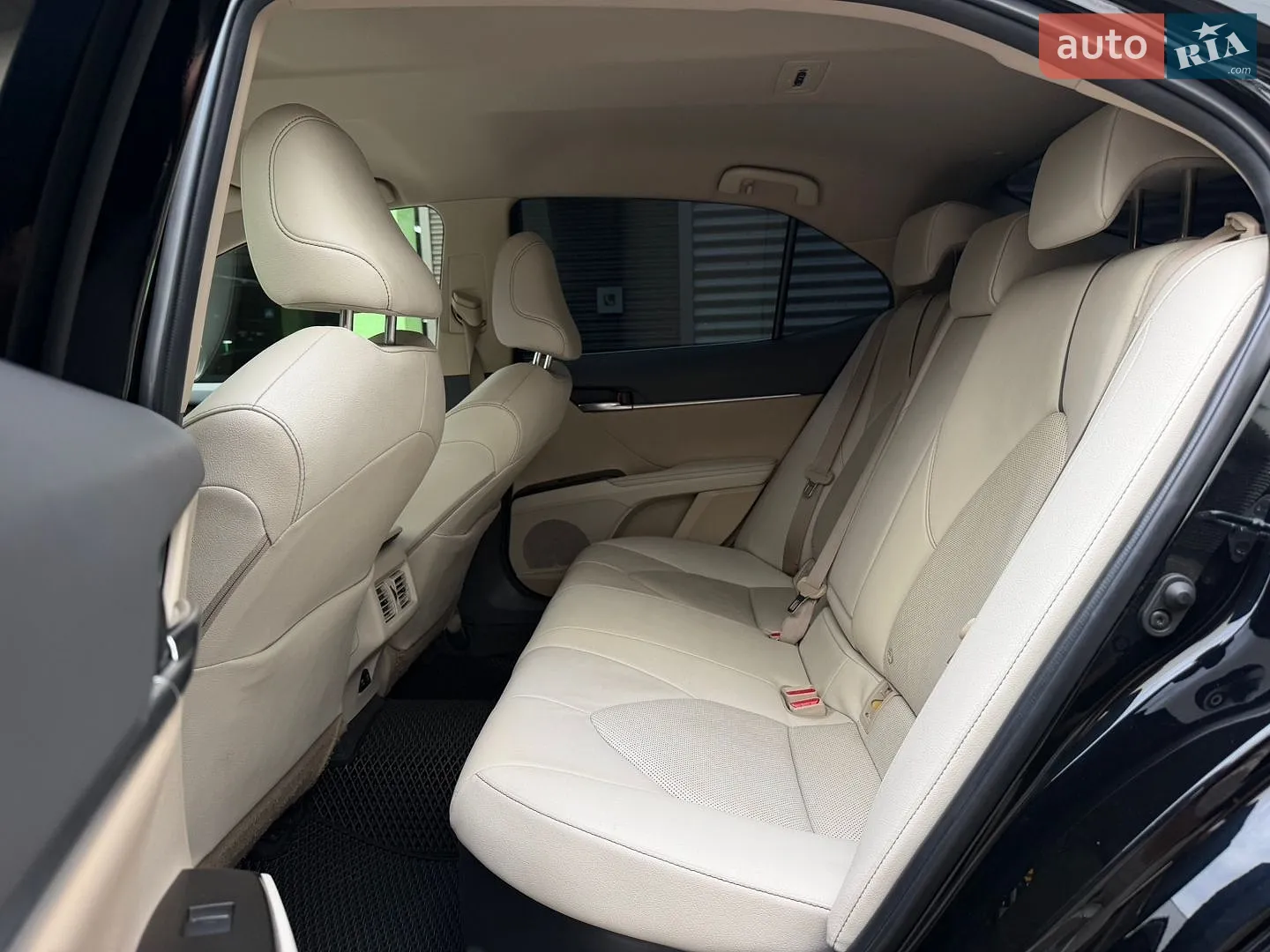 2021 Toyota Camry - мініатюра 21