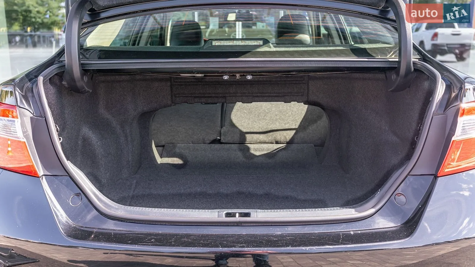 2014 Toyota Camry - мініатюра 11