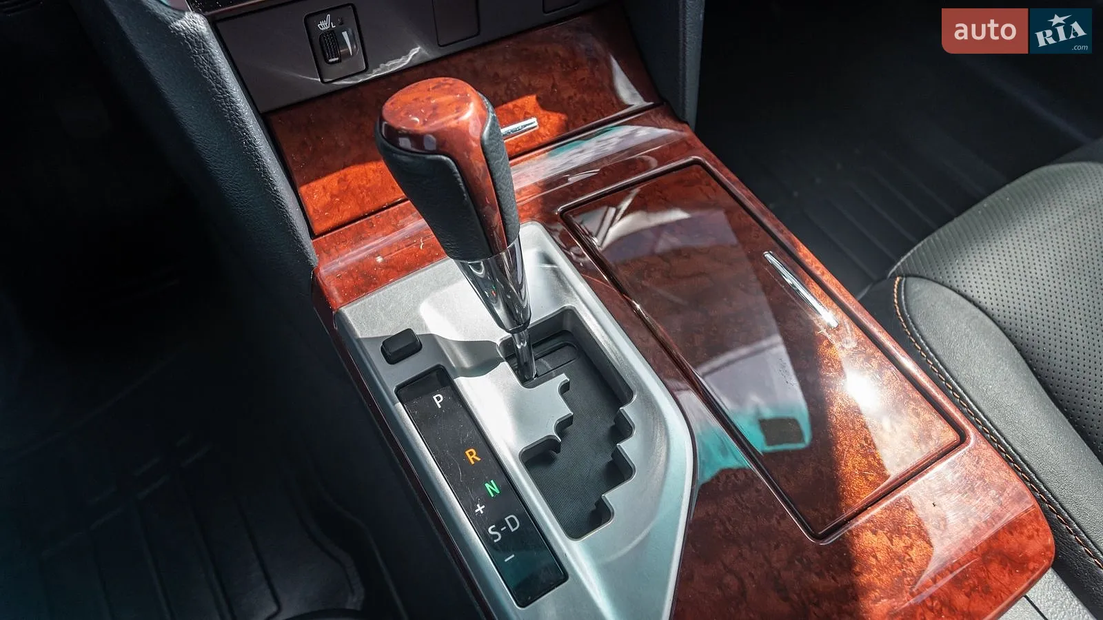 2014 Toyota Camry - мініатюра 29