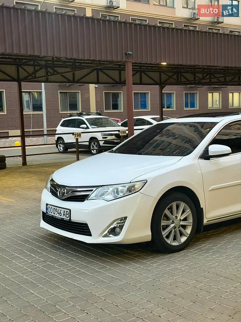 2012 Toyota Camry - мініатюра 4