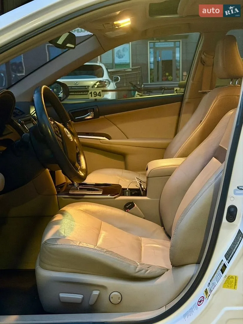 2012 Toyota Camry - мініатюра 19