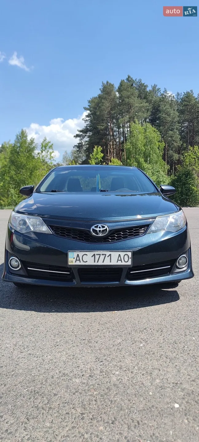 2014 Toyota Camry - мініатюра 2