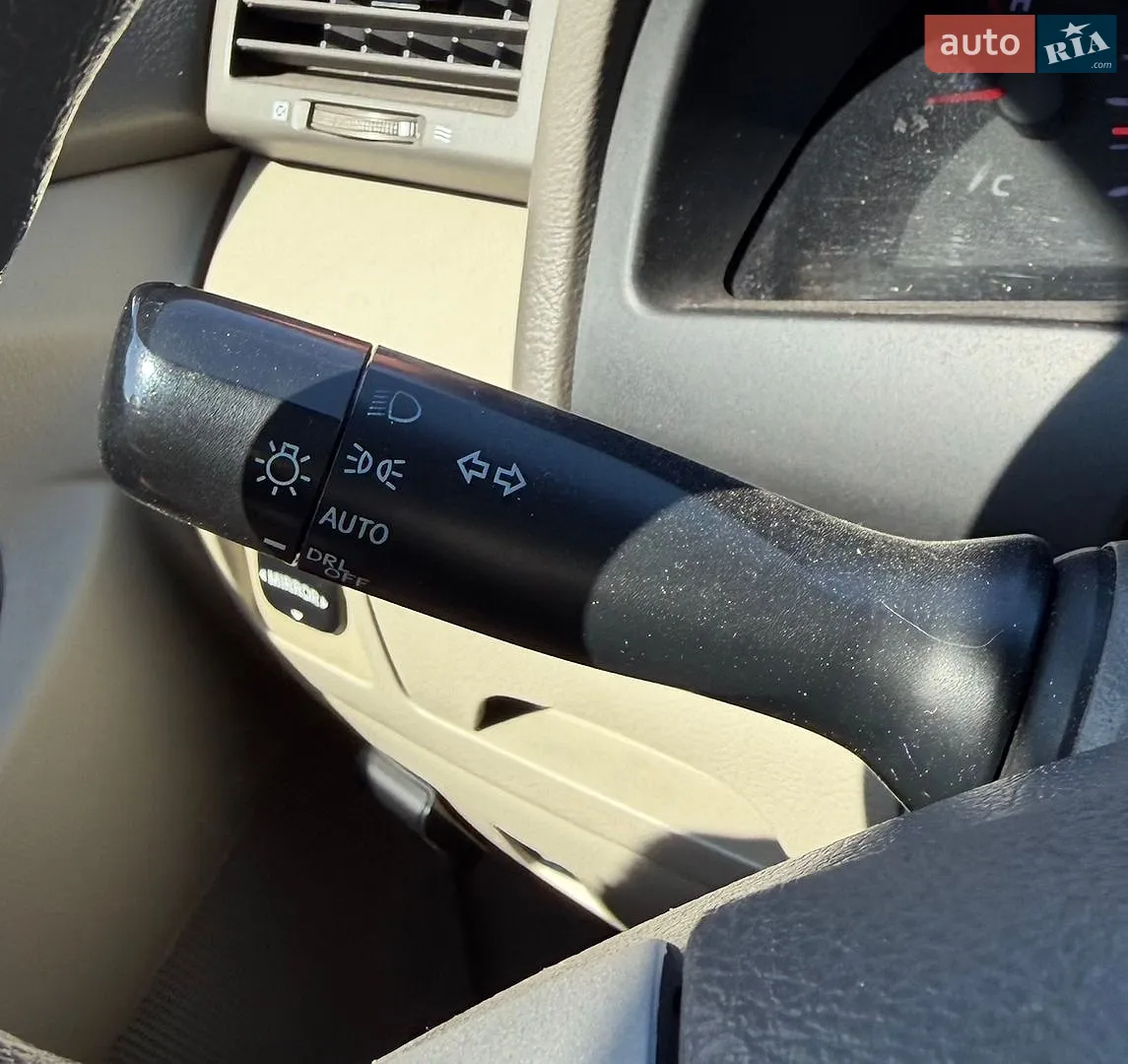 2011 Toyota Camry - мініатюра 30