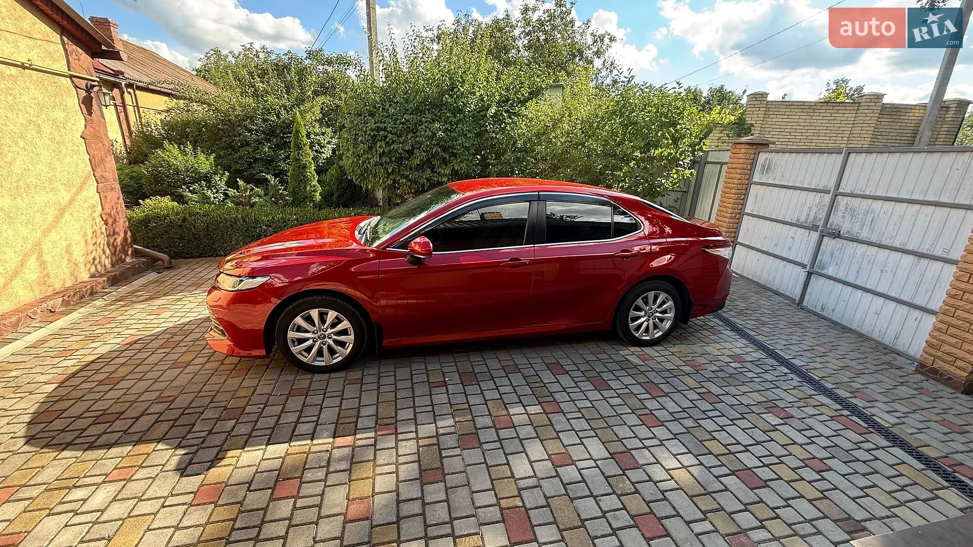 2019 Toyota Camry - мініатюра 4