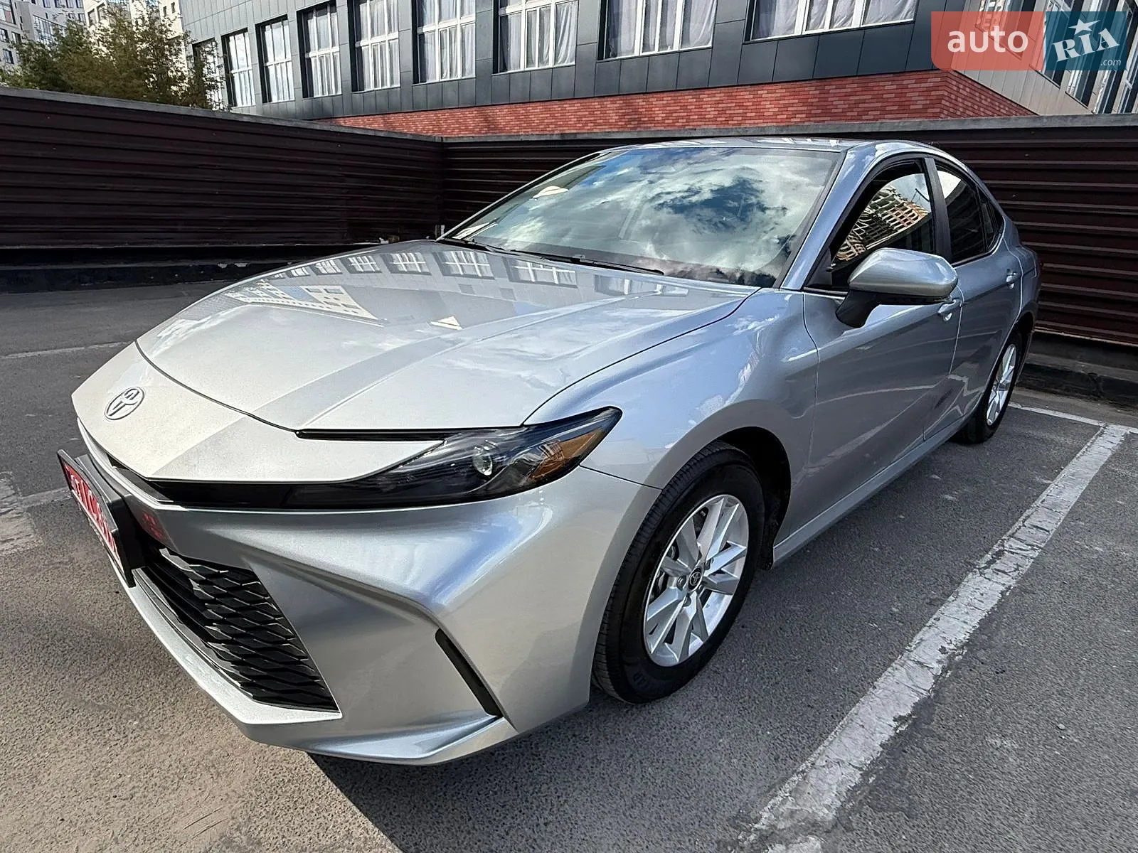 2025 Toyota Camry - мініатюра 3