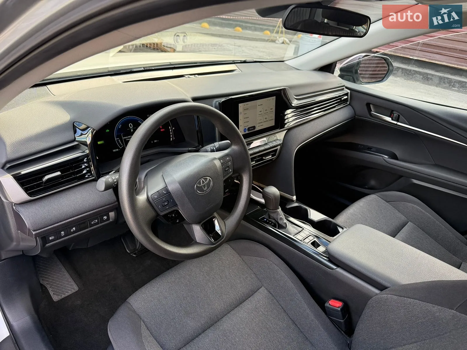 2025 Toyota Camry - мініатюра 10