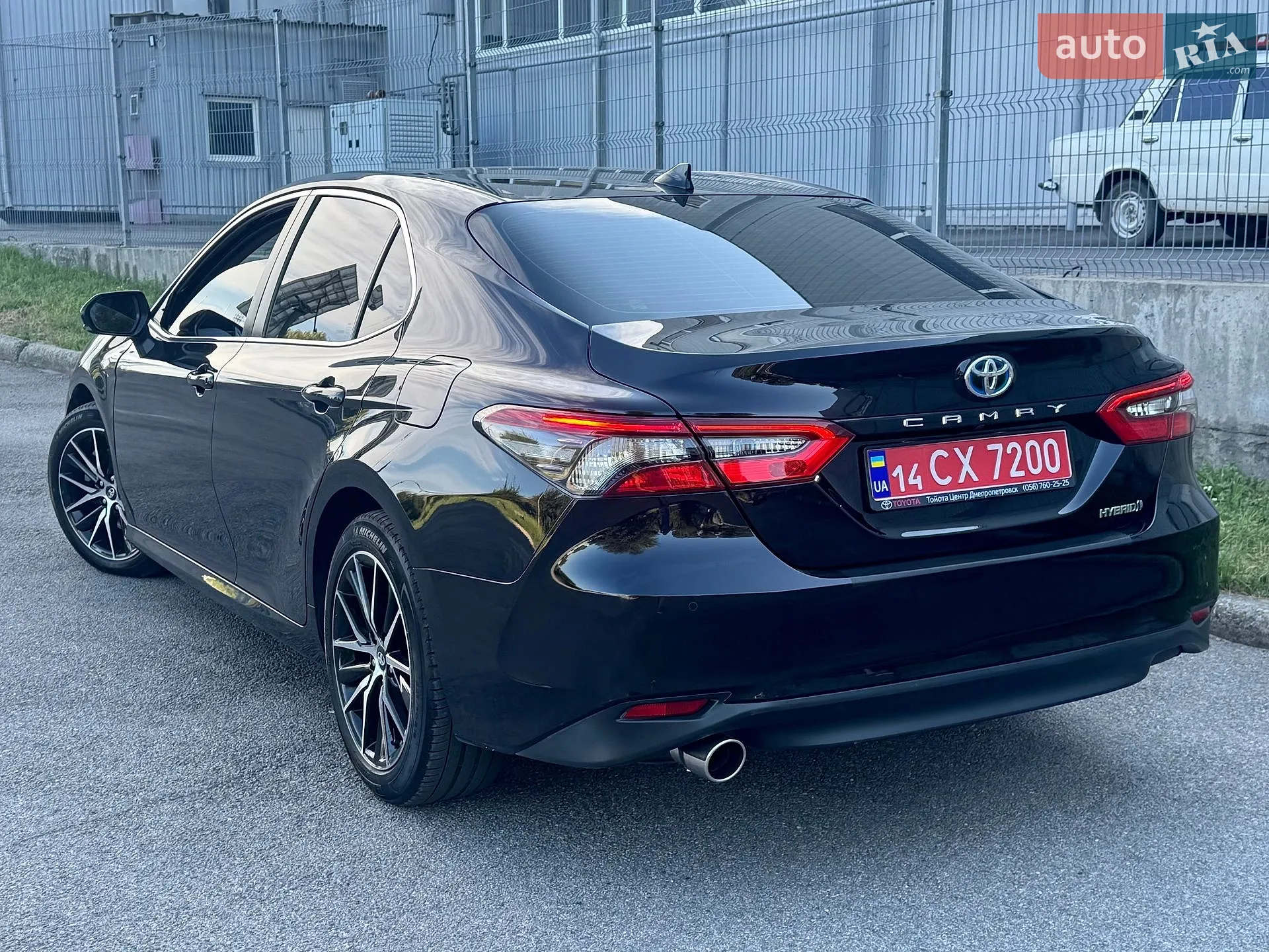 2021 Toyota Camry - мініатюра 18