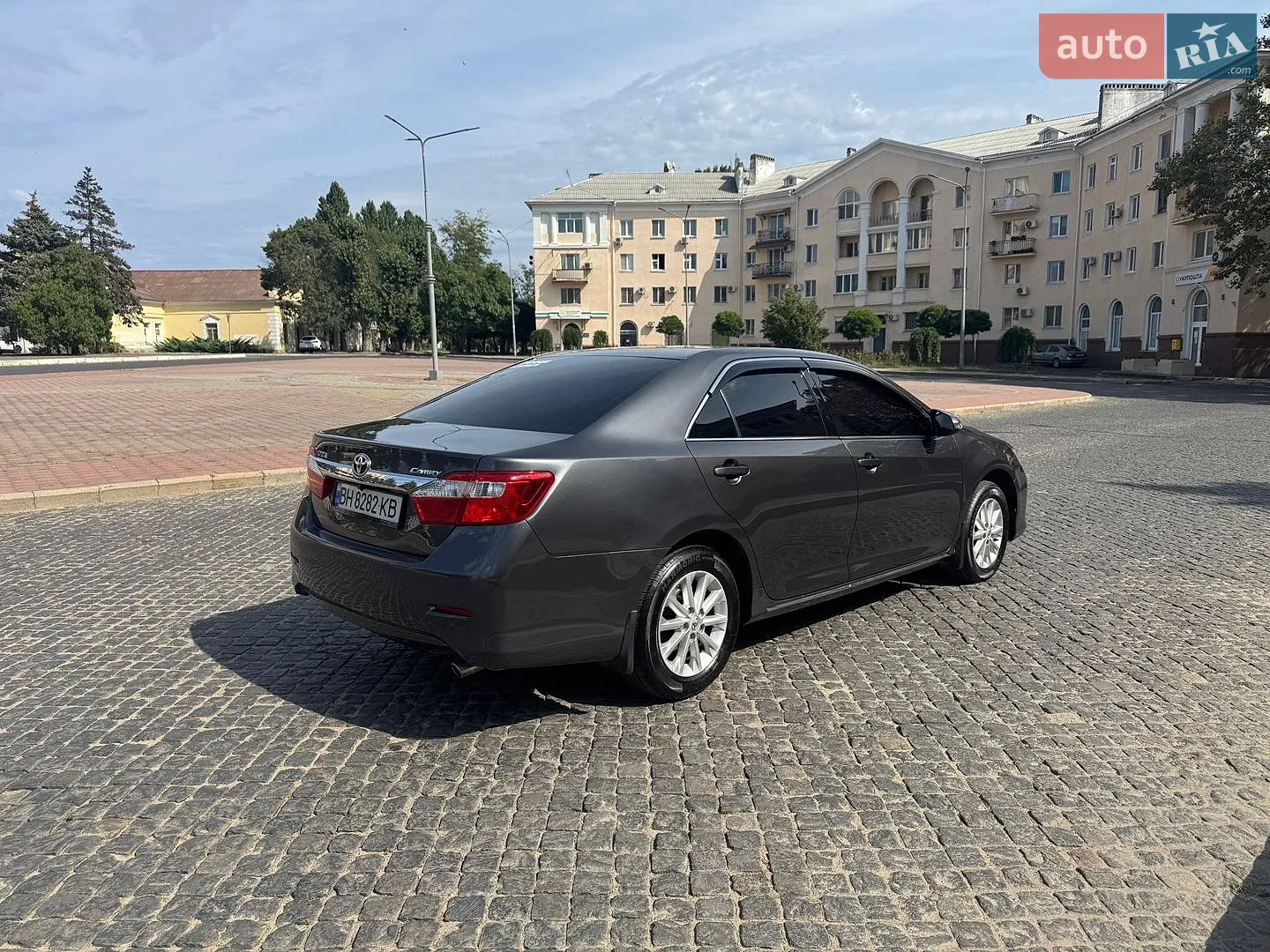 2013 Toyota Camry - мініатюра 10