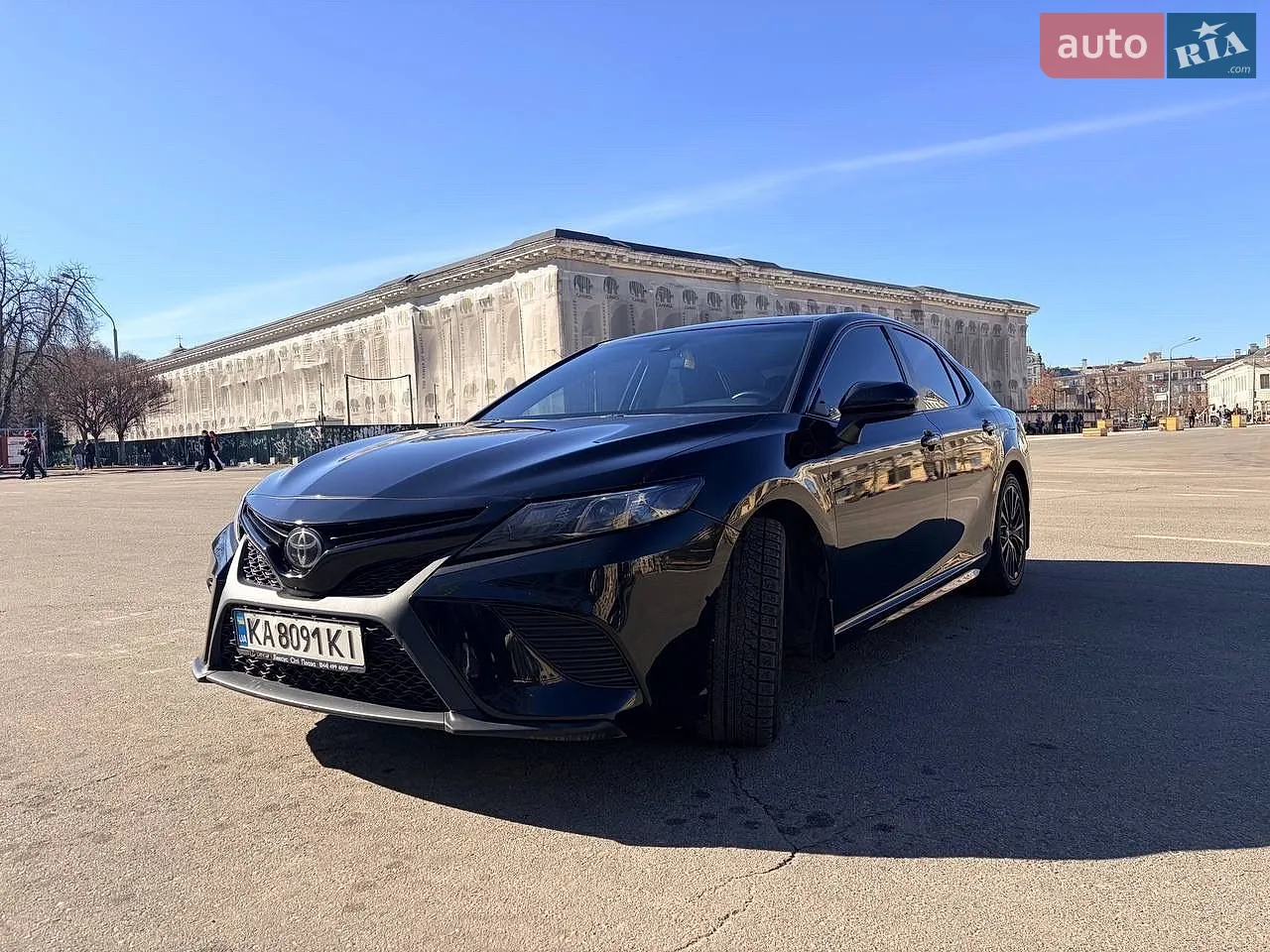 2019 Toyota Camry - мініатюра 2