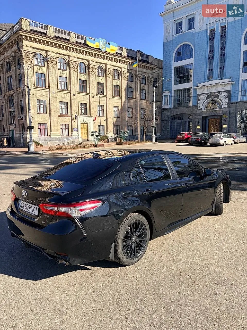 2019 Toyota Camry - мініатюра 3