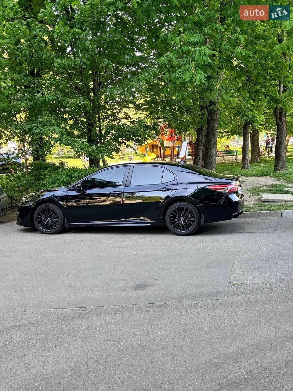 2019 Toyota Camry - мініатюра 11