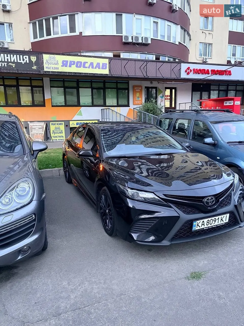 2019 Toyota Camry - мініатюра 10