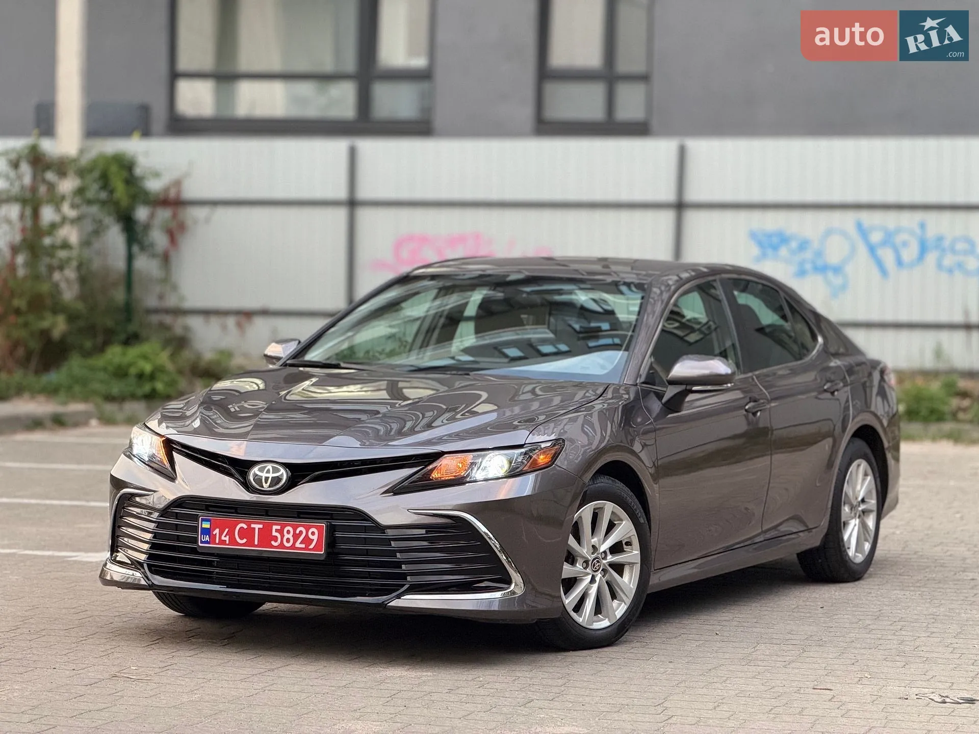 2023 Toyota Camry - фото 1