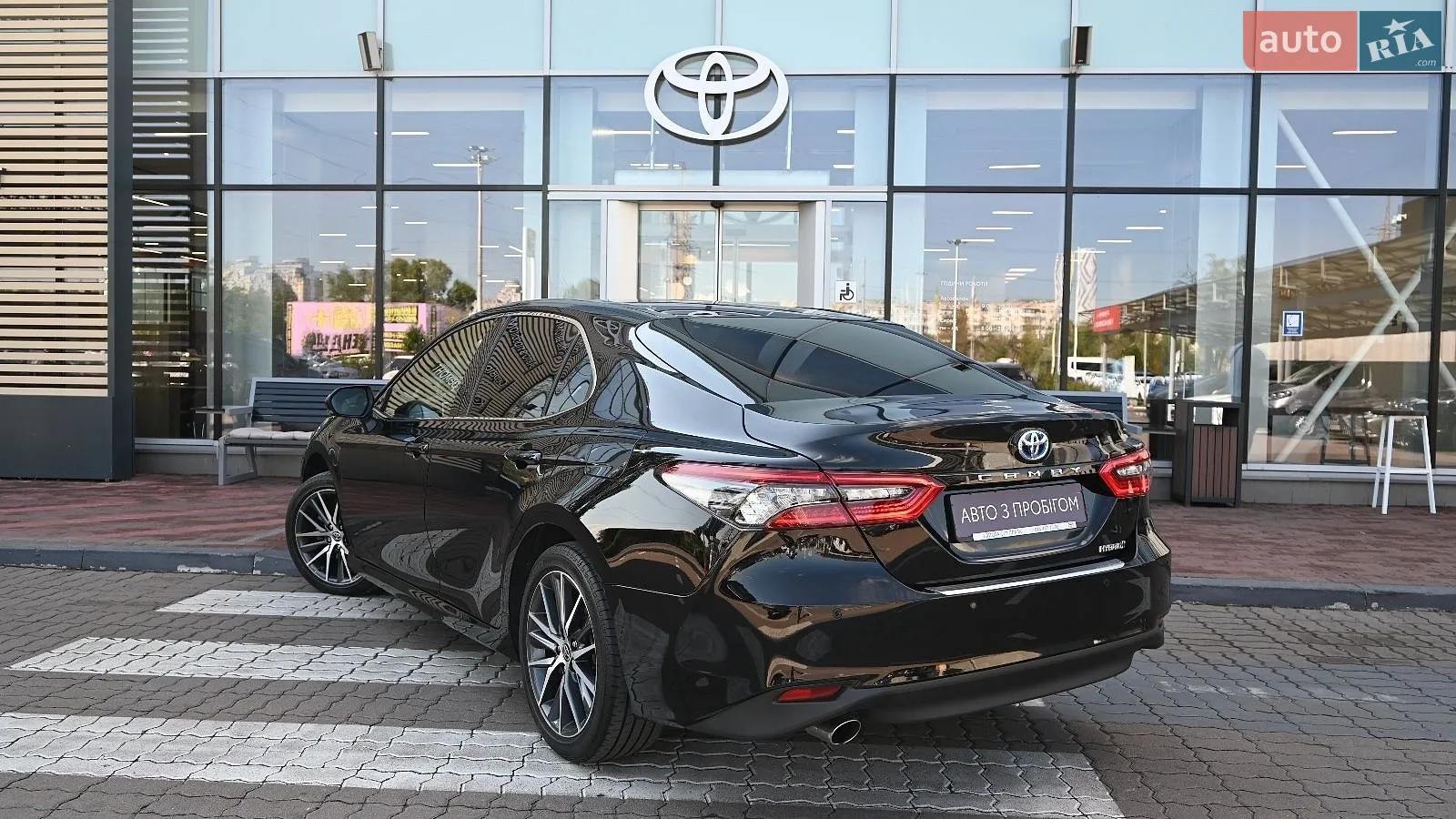 2023 Toyota Camry - мініатюра 2