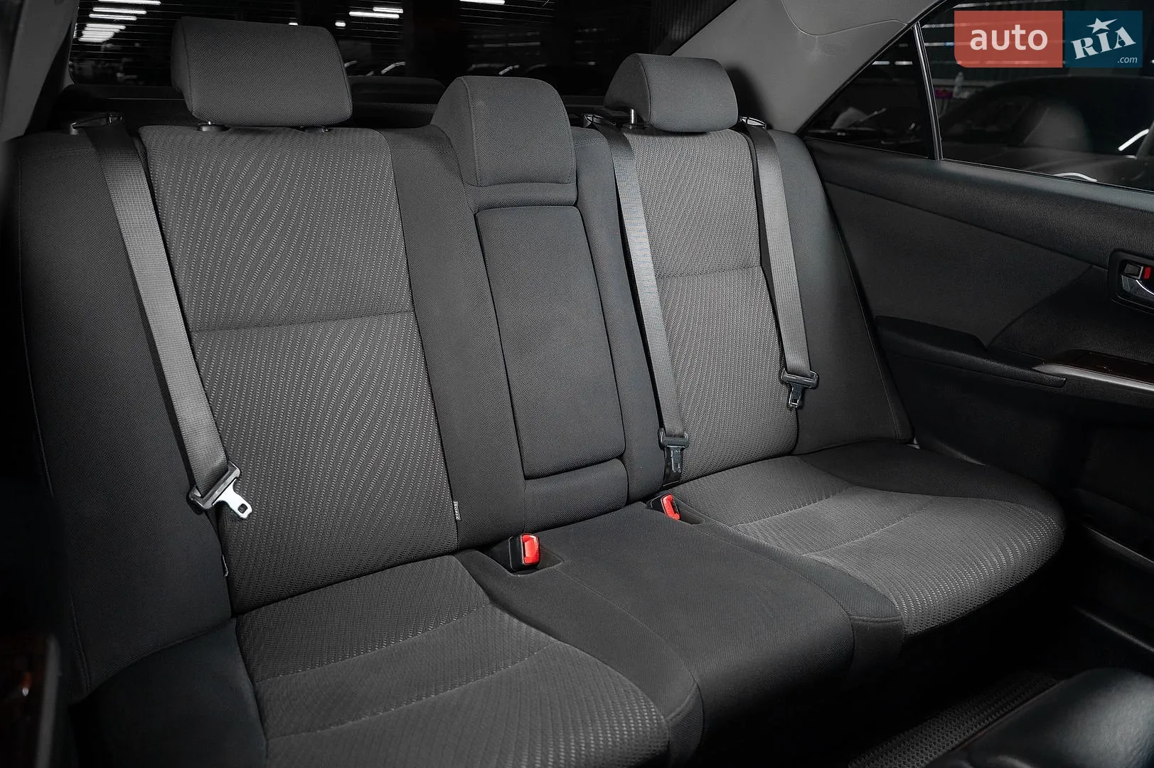 2016 Toyota Camry - мініатюра 29