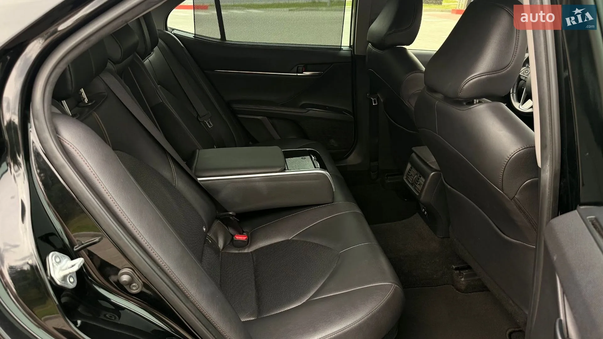 2019 Toyota Camry - мініатюра 48