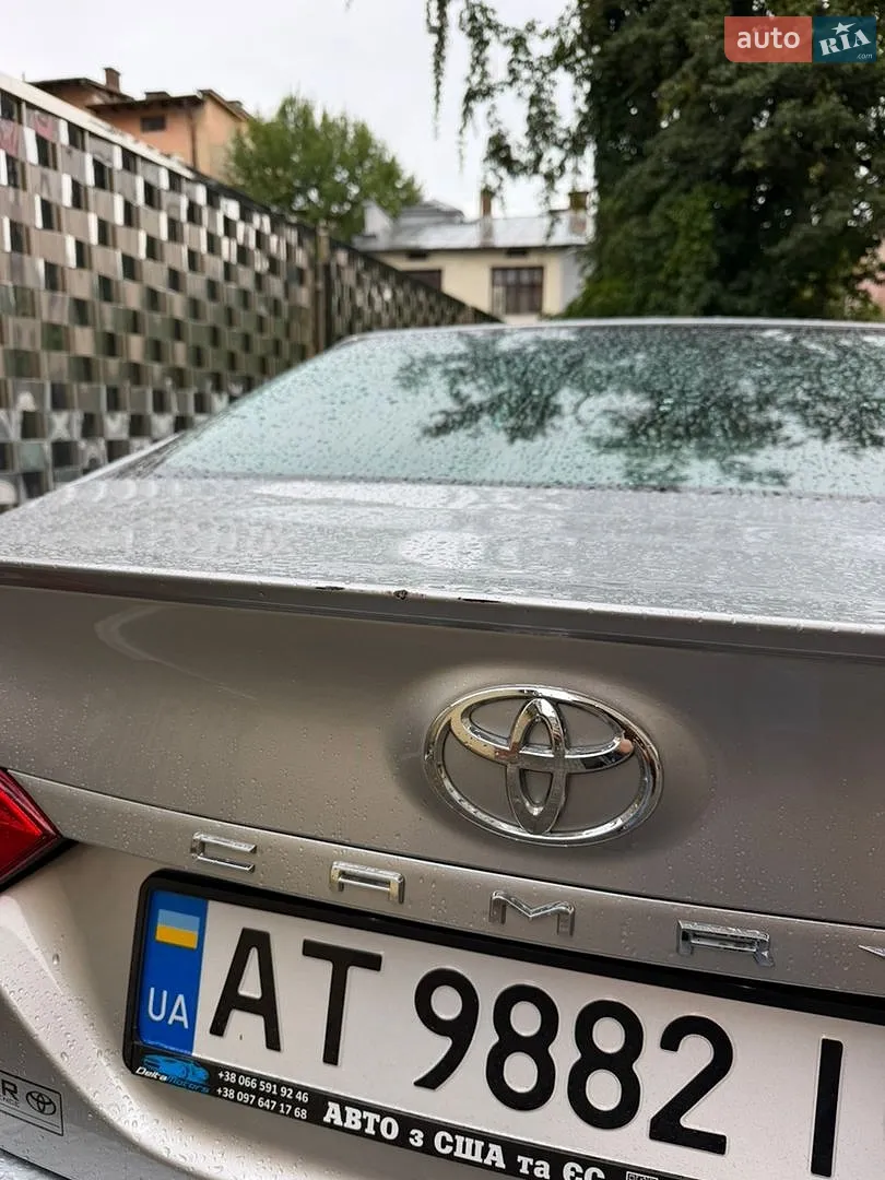 2018 Toyota Camry - мініатюра 16