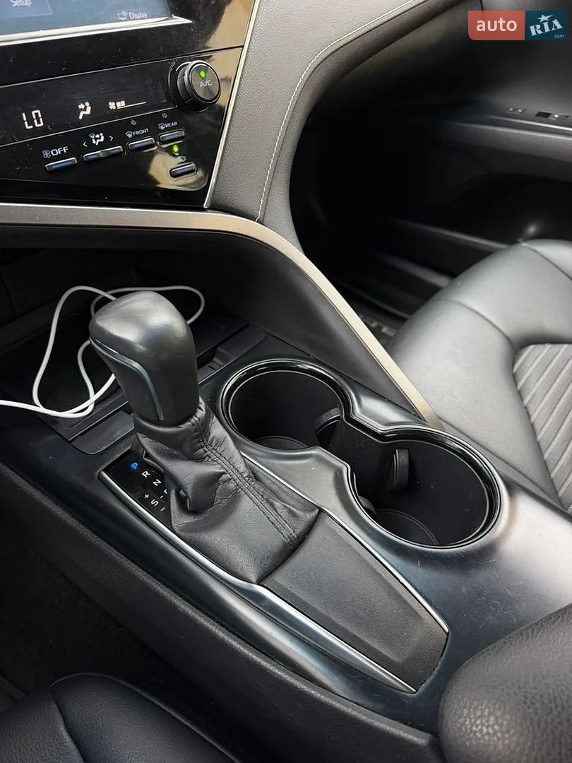 2018 Toyota Camry - мініатюра 30