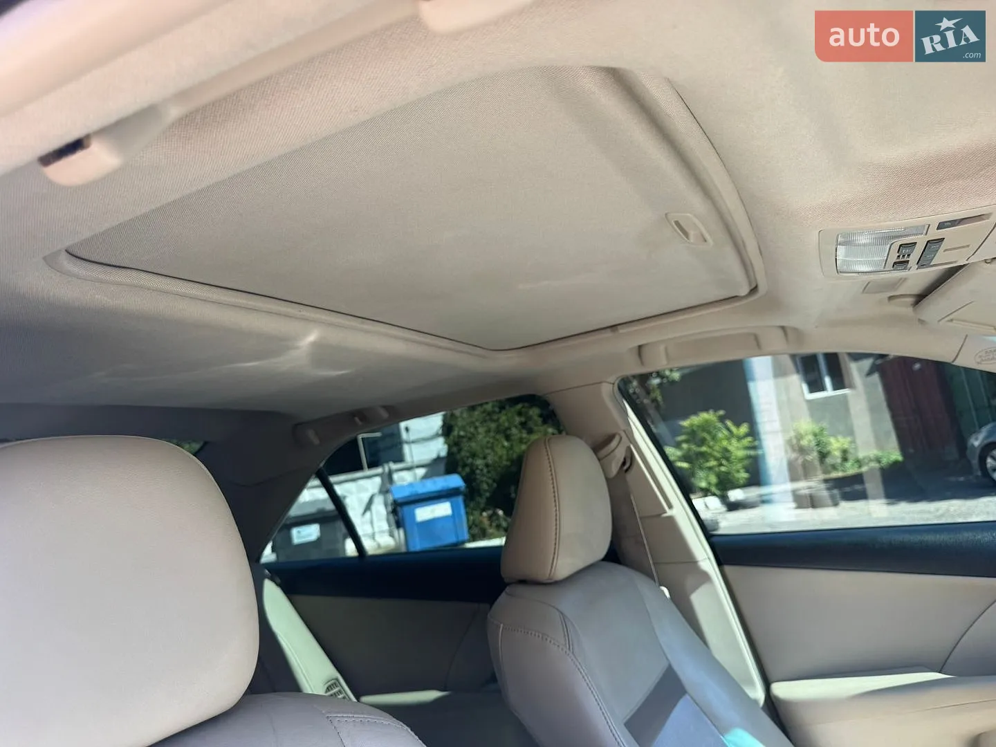 2012 Toyota Camry - мініатюра 18