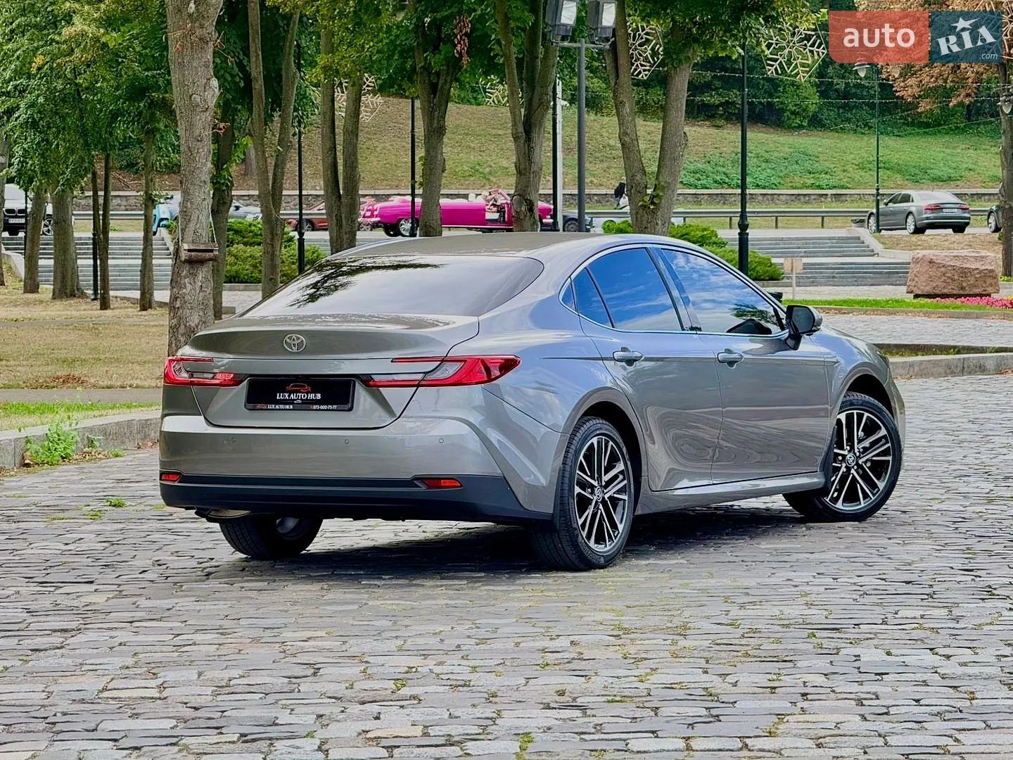 2026 Toyota Camry - мініатюра 202