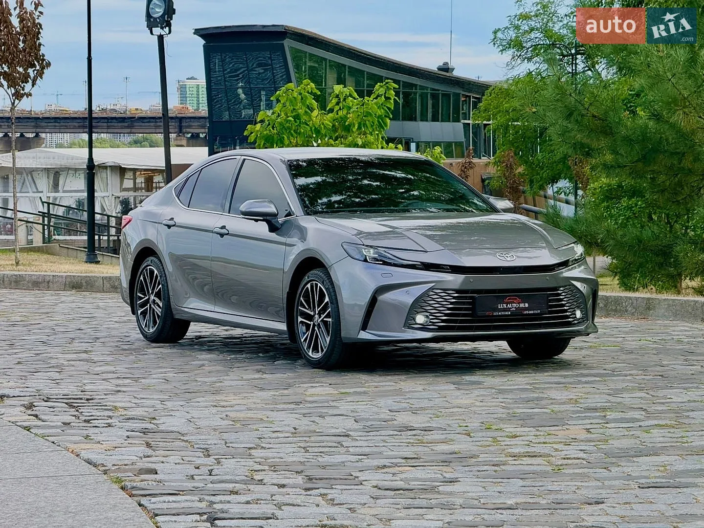 2026 Toyota Camry - мініатюра 240