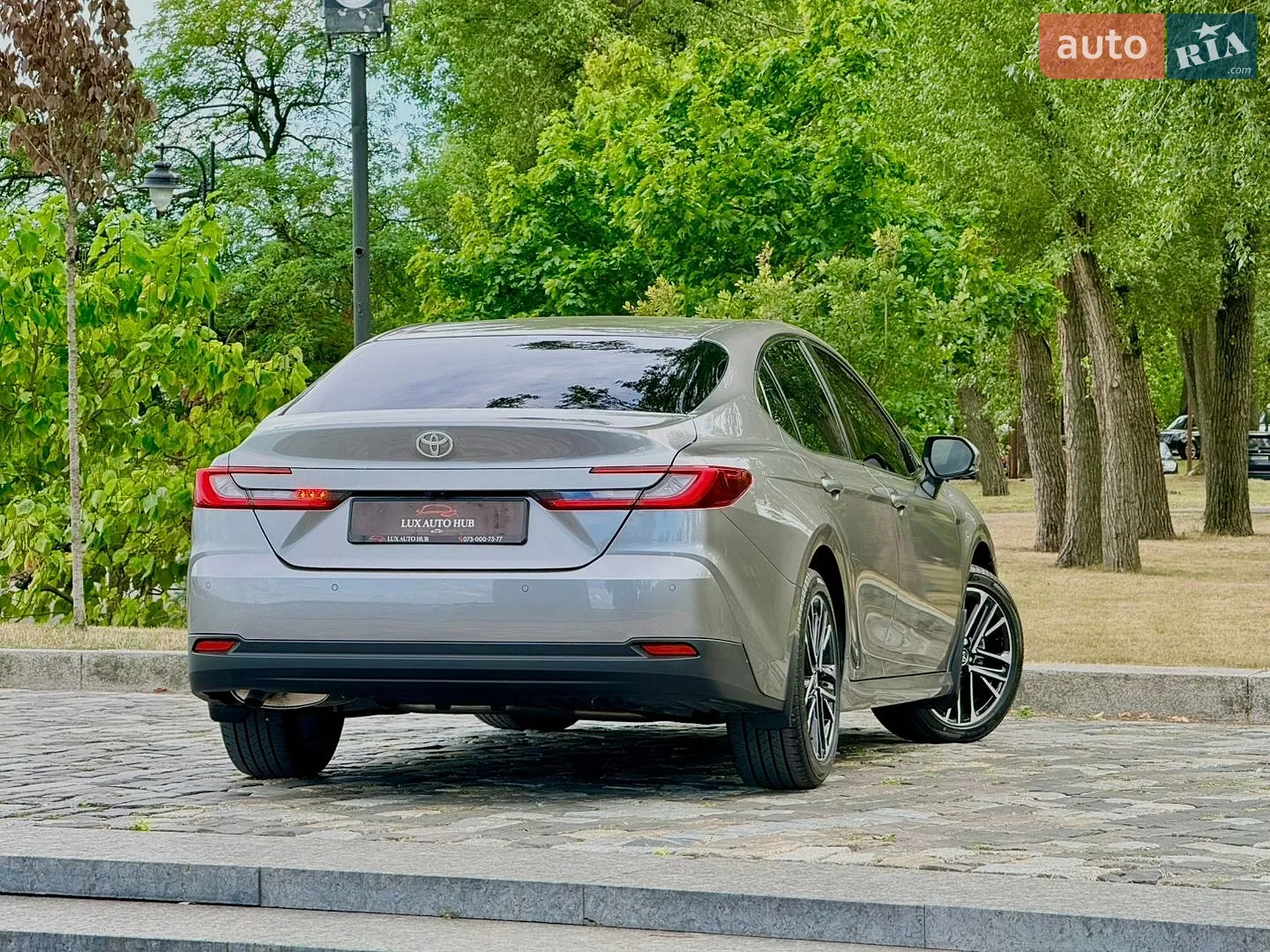 2026 Toyota Camry - мініатюра 250