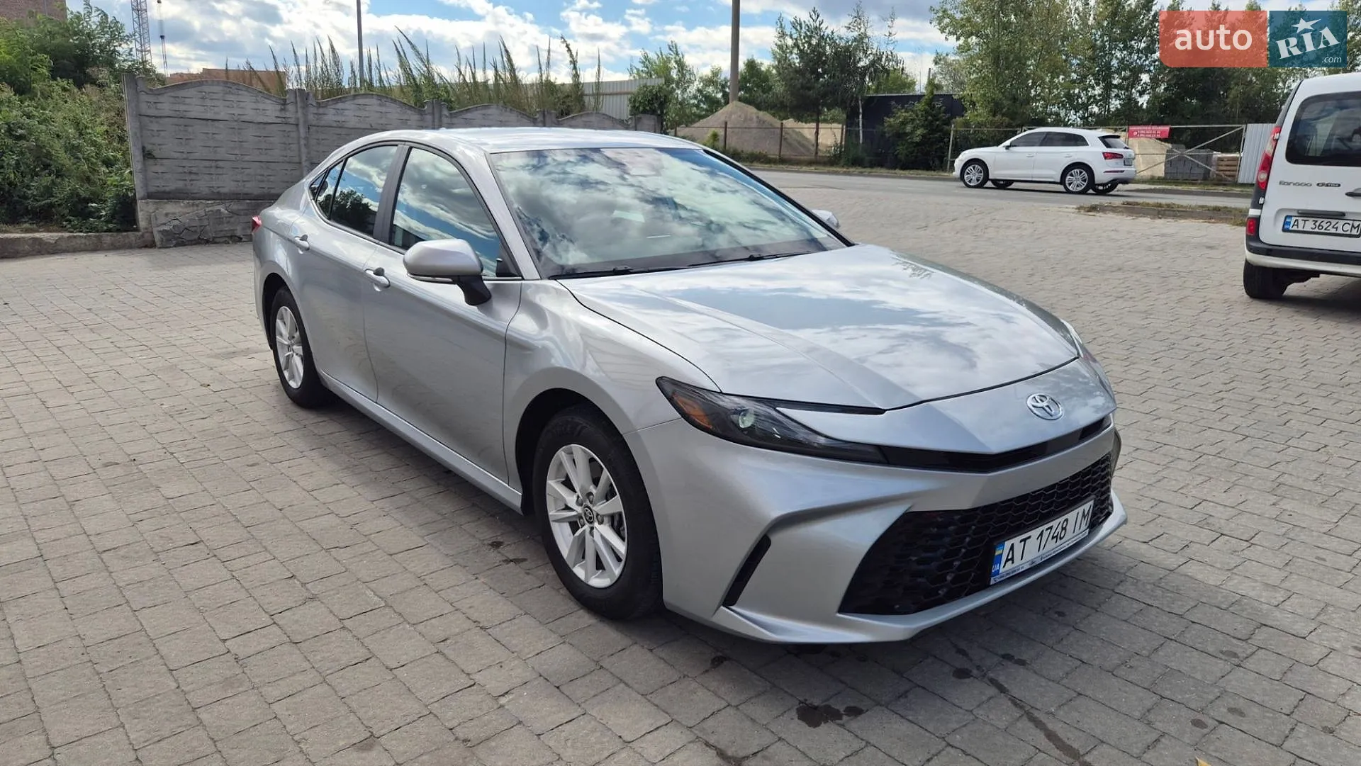 2024 Toyota Camry - мініатюра 3