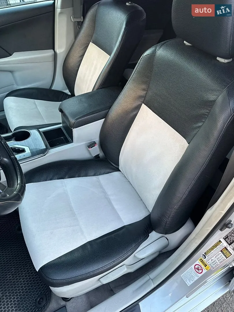 2013 Toyota Camry - мініатюра 9