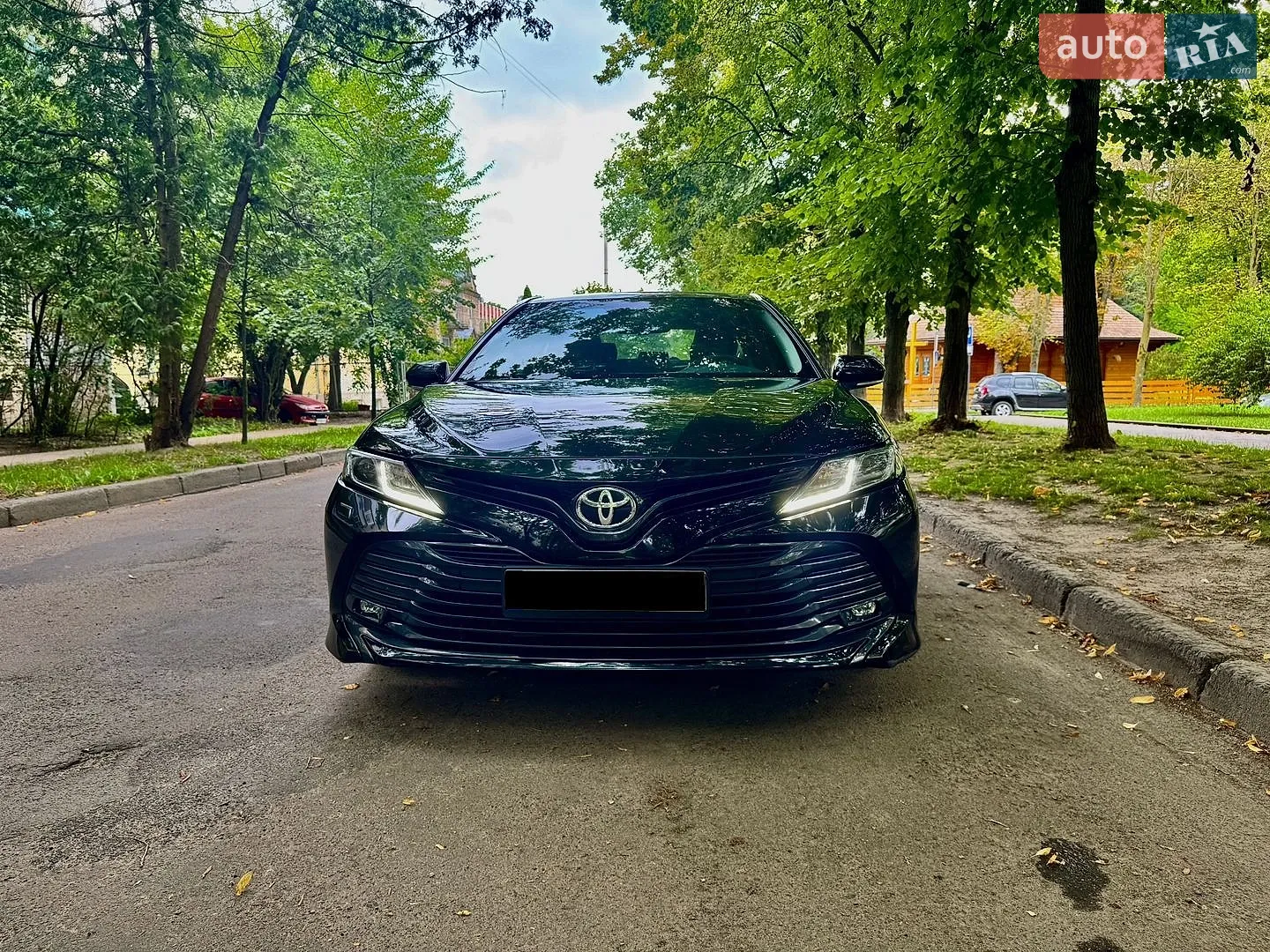 2019 Toyota Camry - мініатюра 3