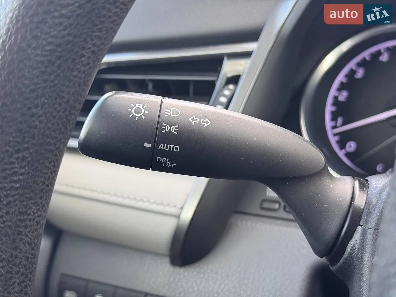 2020 Toyota Camry - мініатюра 24