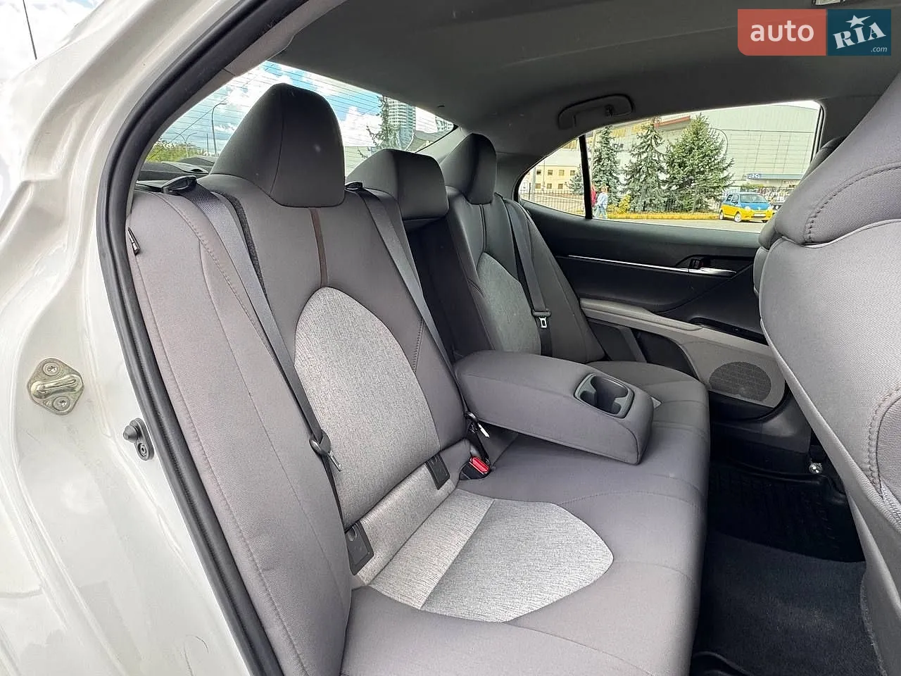 2020 Toyota Camry - мініатюра 11