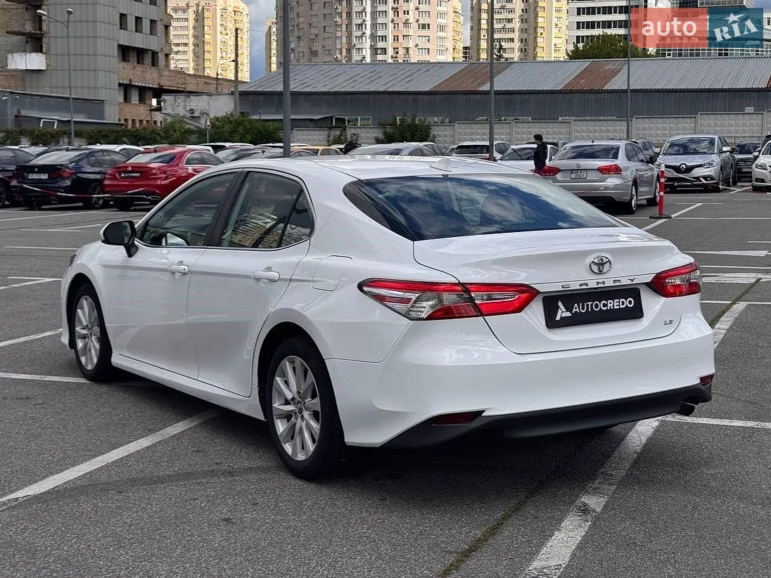 2020 Toyota Camry - мініатюра 5