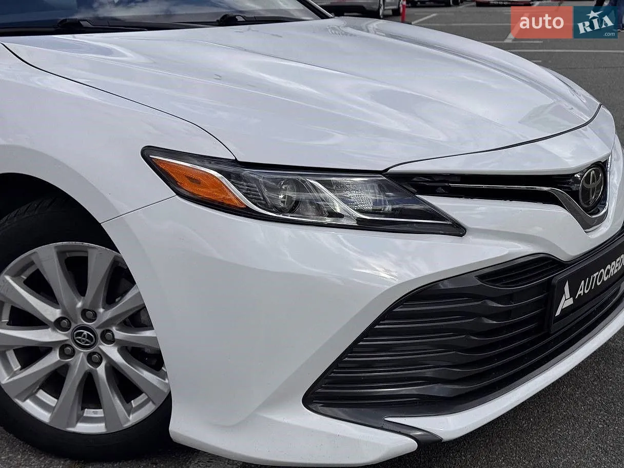 2020 Toyota Camry - мініатюра 4