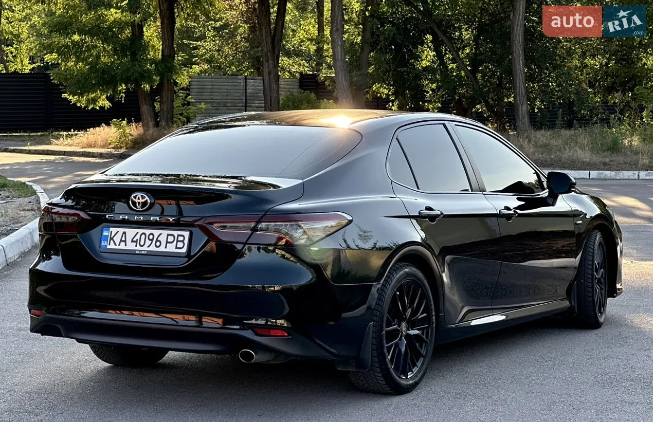 2017 Toyota Camry - мініатюра 11