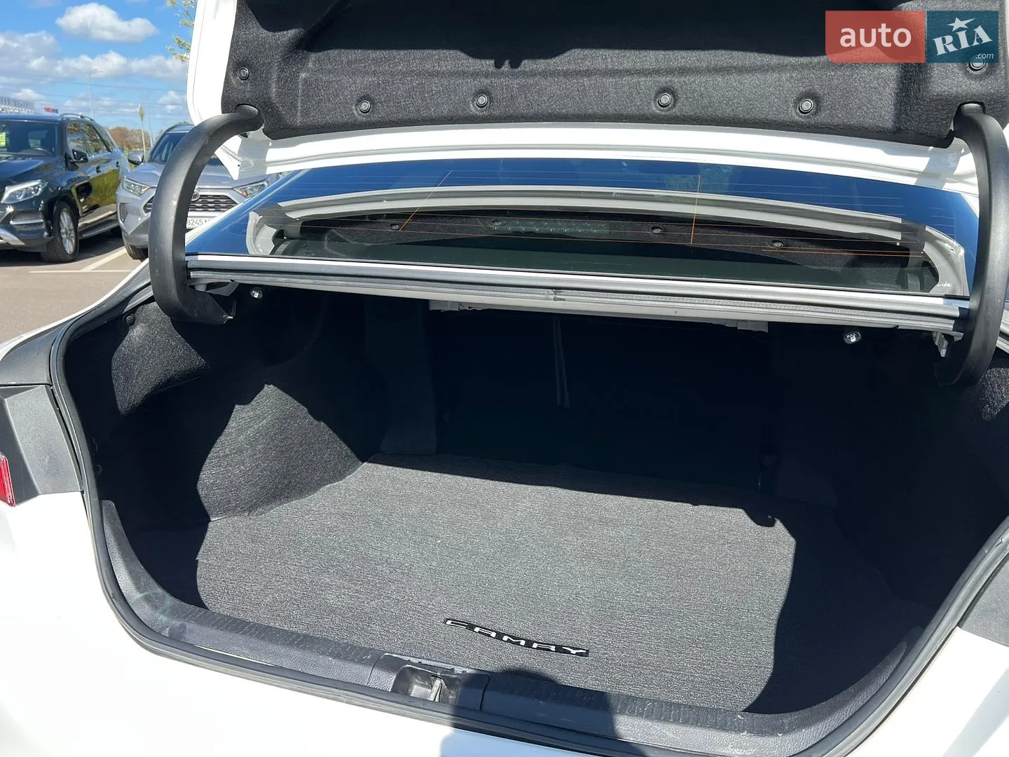 2018 Toyota Camry - мініатюра 44