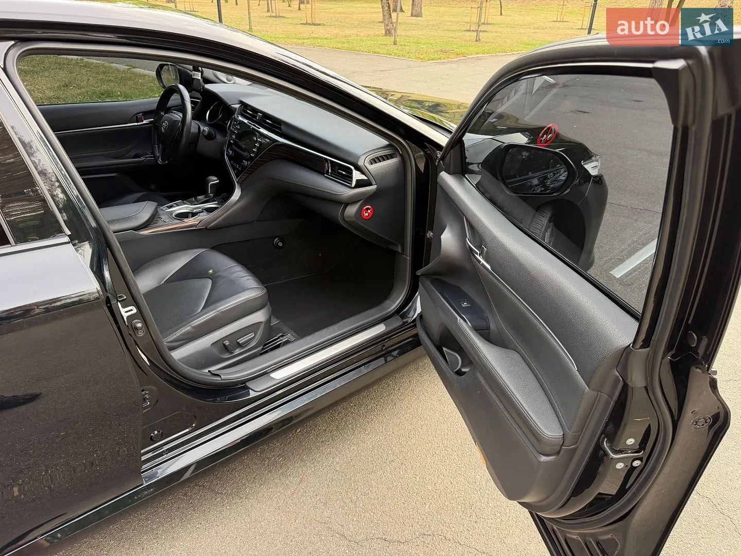 2017 Toyota Camry - мініатюра 10