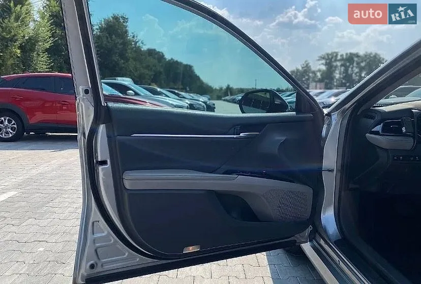 2020 Toyota Camry - мініатюра 9