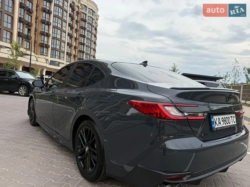 Toyota Camry 2024