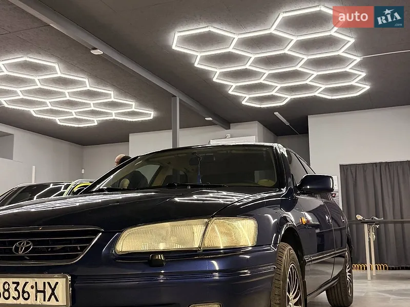 Toyota Camry 1998