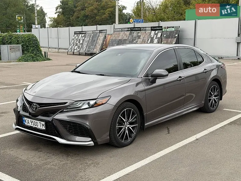 Toyota Camry 2023